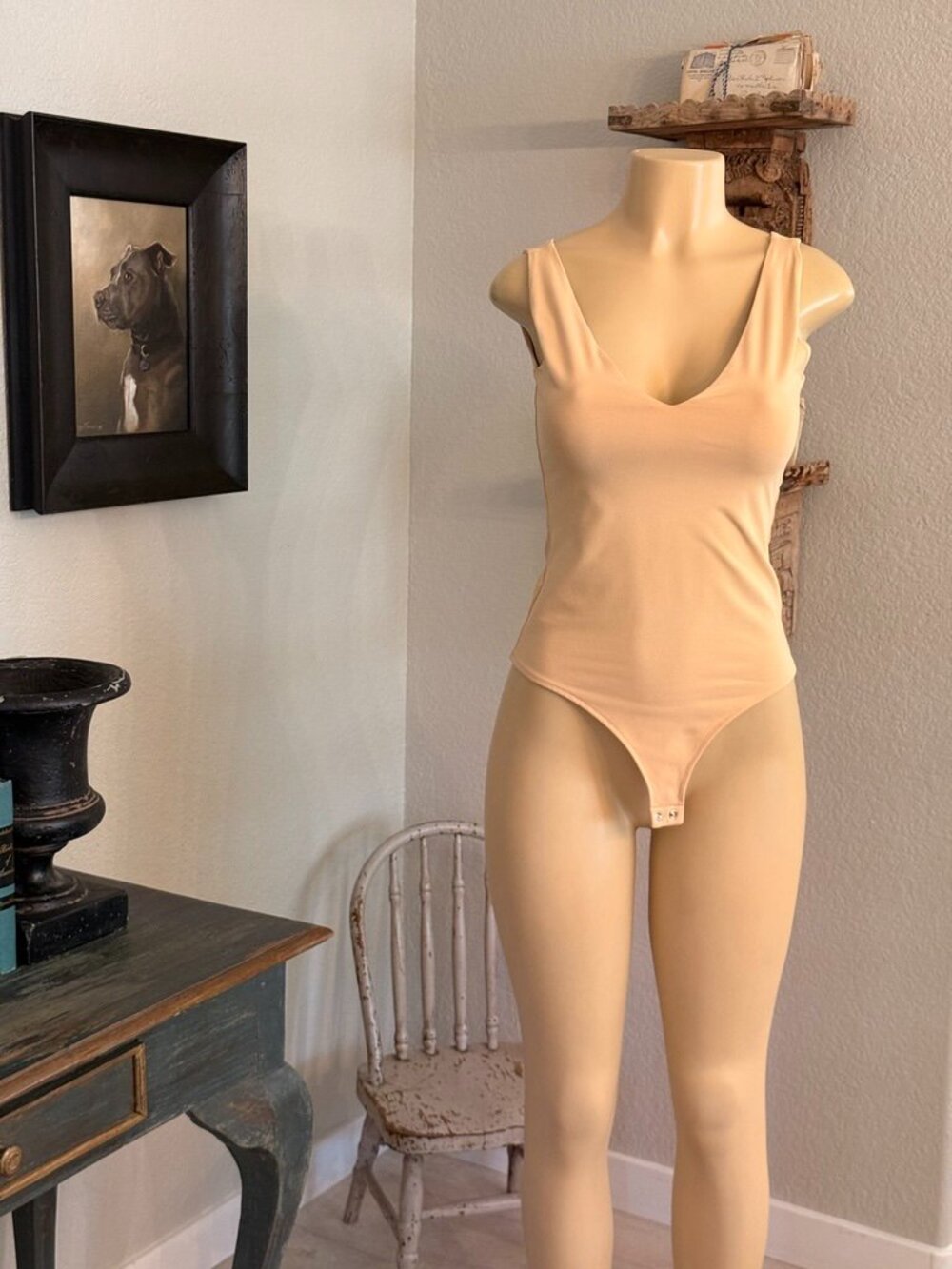 REORIA Nude Tone in Color Deep V Front&Back Neckline BODY SUIT